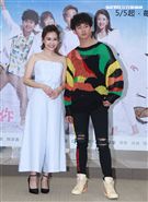 週日偶像劇「月村歡迎你」演員吳念軒、李佳豫。（記者邱榮吉/攝影）
