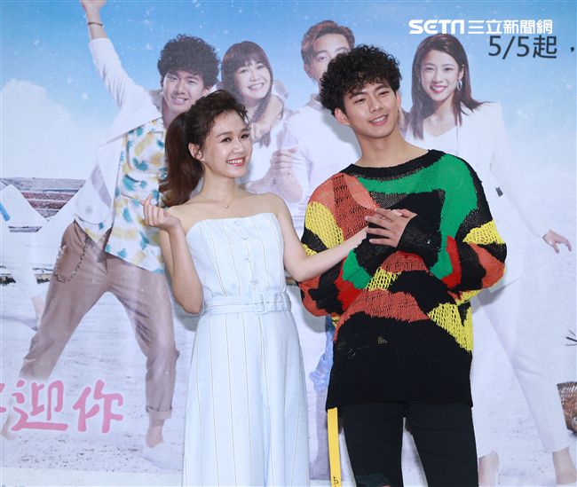 週日偶像劇「月村歡迎你」演員吳念軒、李佳豫。（記者邱榮吉/攝影）