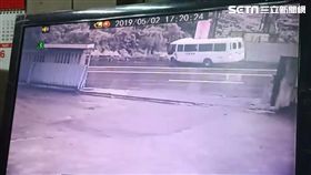 新北市，新莊，特殊教育學校，自撞，天雨路滑