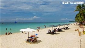 亞洲十大沙灘, 白沙灘位於菲律賓長灘島的西面，沿途5公里都是「細白的沙灘和湛藍的海水」。（圖／Trip Advisor提供）