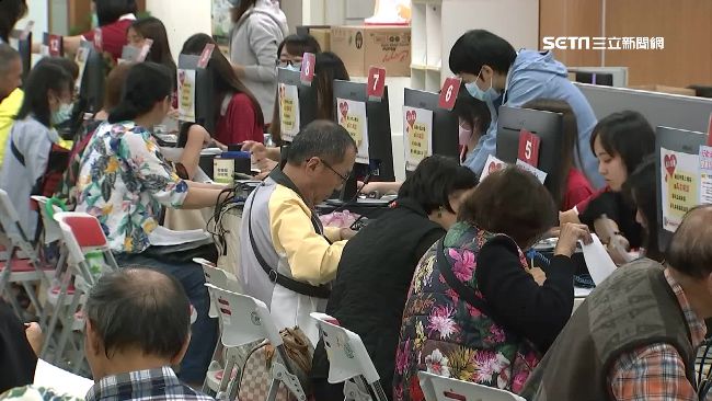 蔡英文送「減稅紅包」！民眾大讚有感