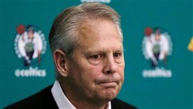 NBA／塞爾提克總管驚傳心臟病發
NBA,季後賽,波士頓塞爾提克Danny Ainge,心臟病
翻攝自推特