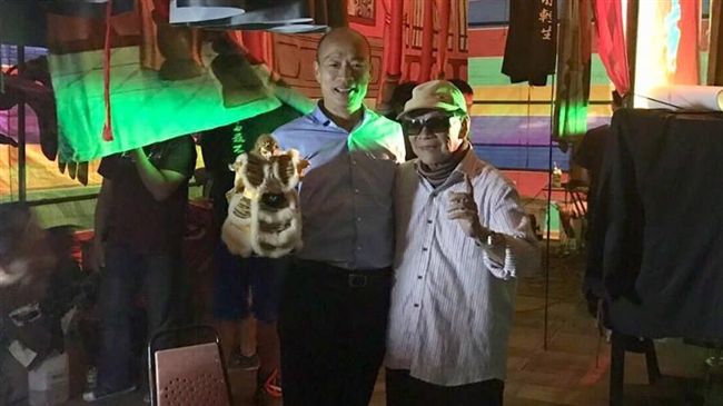 布袋戲大師看韓國瑜：當市長卡好！