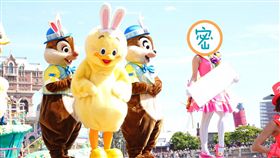 女舞者被戲稱「讓爸爸忘了米老鼠」。（圖／翻攝自___emon_duck​​​​推特）
