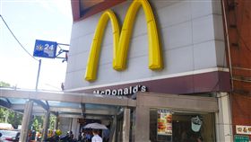 麥當勞,大麥克,買一送一。（圖／記者馮珮汶攝）