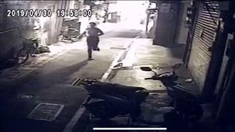 男搶80歲老婦刮刮樂　下場大快人心