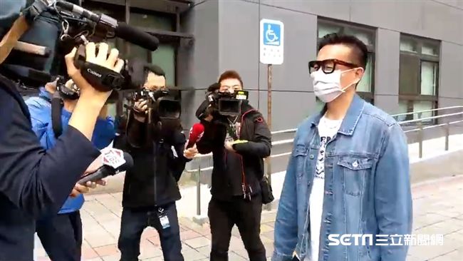 鮪魚堅持告辜莞允　小鐘赴分局說明