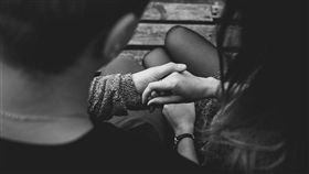 情侶、男女朋友、戀愛示意圖／pixabay