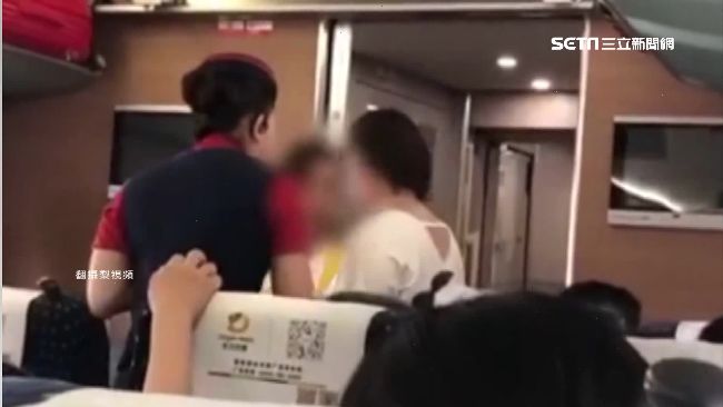 搭高鐵拒絕查票　女乘客飆罵乘務員