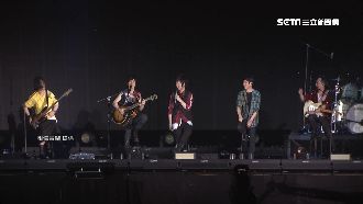 升級人父餵奶　瑪莎演唱會被團員虧爆