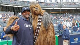 ▲沙巴西亞與洋基的星際大戰主題日。（圖／取自洋基隊推特）