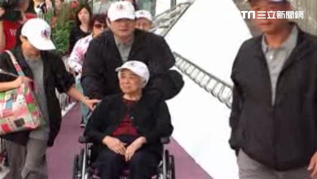 李碧鑾將葬哪？王永在安葬「蟾蜍穴」