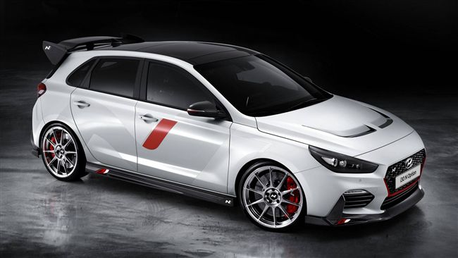 現代最強鋼砲　對手鎖定GOLF R
