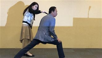 闡述「雙腿論」　郭台銘公然劈腿！