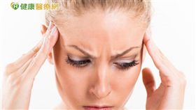 李政育醫師常對病人說：「除了自然老化外，沒有醫不好的病。」，只要肯下功夫了解疾病，深研藥方，就無「疑難雜症、難治病」。