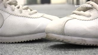 鞋頭摺痕怎麼消？3步驟還原變新鞋