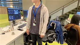 上班族,辦公桌,工作,運動,站立(記者郭奕均攝影)