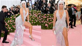 ▲珍妮佛羅培茲（Jennifer Lopez）出席2019Met Gala大秀豪乳。（圖／翻攝自推特）