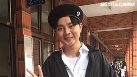 許富凱替《台灣那麼旺Taiwan NO.1》「全國高中專科院校聯合海選」前進南強工商
圖／民視提供