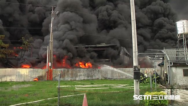 廢輪胎廠去年大火　鑑定報告一度失蹤