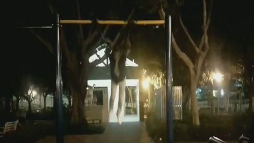 影／直擊公園恐怖鐵環斷！復健人飛出