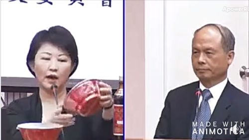 她怒盧曾是台中立委！網諷只會賣泡麵