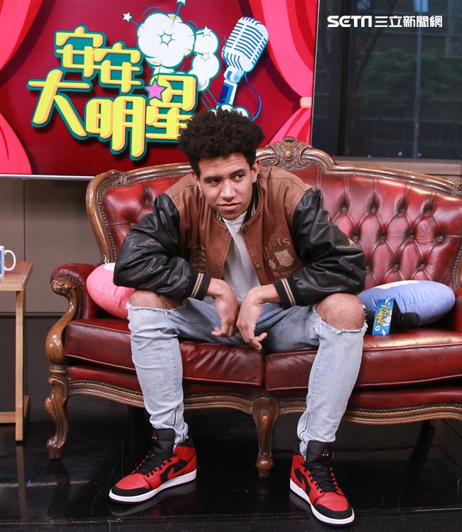 路易士安安大明星。（記者邱榮吉/攝影）