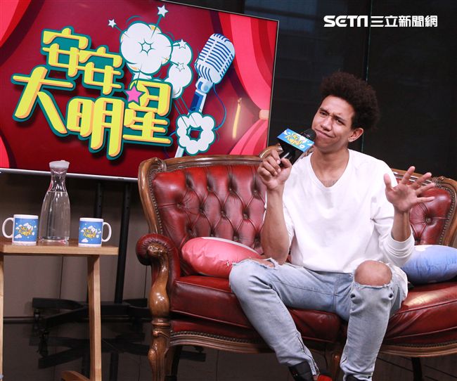 路易士安安大明星。（記者邱榮吉/攝影）