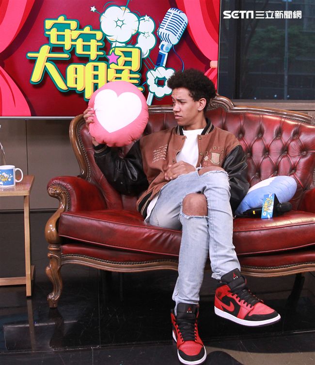 路易士安安大明星。（記者邱榮吉/攝影）
