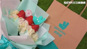 foodpanda,蒙恩聽障烘焙坊,戶戶送,Deliveroo,母親節,草莓花束