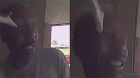 囂張野蛇「咧大嘴」咬眼睛　下秒遭活活鞭死（圖／翻攝自CBSDFW YouTube）