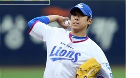 ▲三星獅37歲老將尹盛桓。（圖／截自韓國媒體）