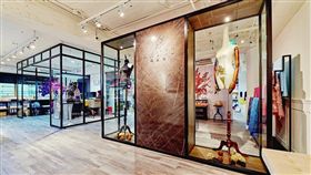 程憲治，訂製禮服