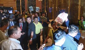 陳水扁遇反扁　抗議民眾遭驅離