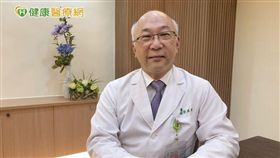 台南市立醫院牟聯瑞醫師與台灣肝病醫療策進會偕同呼籲，有Ｃ肝家族背景及尚未篩檢的民眾，應及早就醫篩檢，降低罹患肝癌的風險。