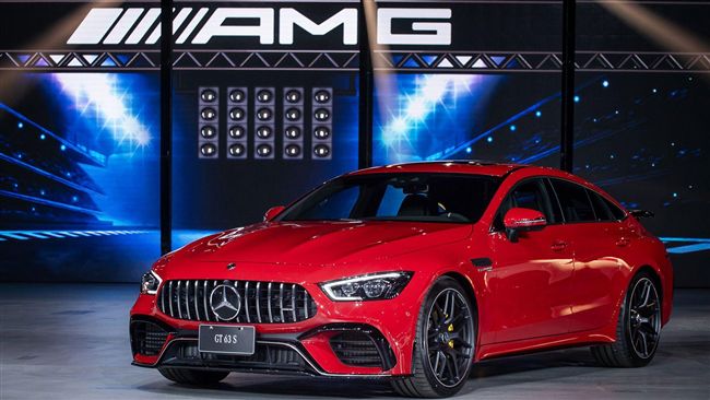 四門戰神　AMG GT四門登場