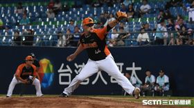統一獅投手奧斯丁。（圖‵／記者王怡翔攝影）