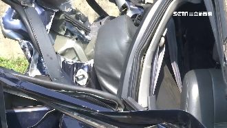 追撞後潰縮　轎車後車廂擠壓到B柱