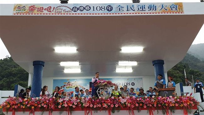 白狼南澳鄉運致詞！鄉長驚：不請自來