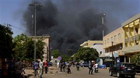 布吉納法索恐攻（圖／翻攝自twitter）