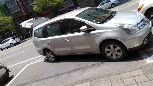 車停停車格「位移」！真相曝車主崩潰