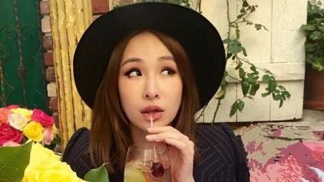蕭亞軒深夜臉書貼文　親上火線曝真相