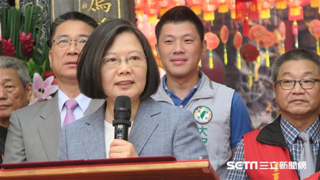 蔡英文回嗆柯P：請他講如何避戰