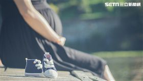 顧小孩，懷孕，生產，嬰兒手（圖／翻攝自pixabay）