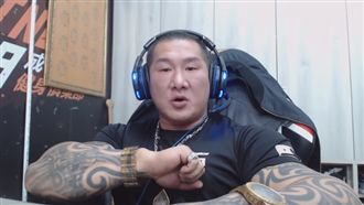 韓國瑜不落跑承諾跳票　館長搥胸爆氣