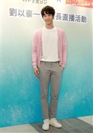 劉以豪離開伊林後，目前只想放空休息。（記者邱榮吉/攝影）