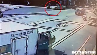 男大生遭撞輾進車底　驚悚畫面曝光！