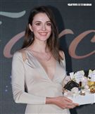 瑞莎性感爆乳禮服。（記者邱榮吉/攝影）