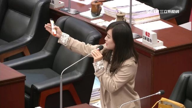 黃捷分享這紀錄　網：當鳳山人好幸福