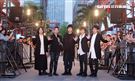 五月天出席第3部3D演唱會電影「五月天人生無限公司」首映。（記者邱榮吉/攝影）